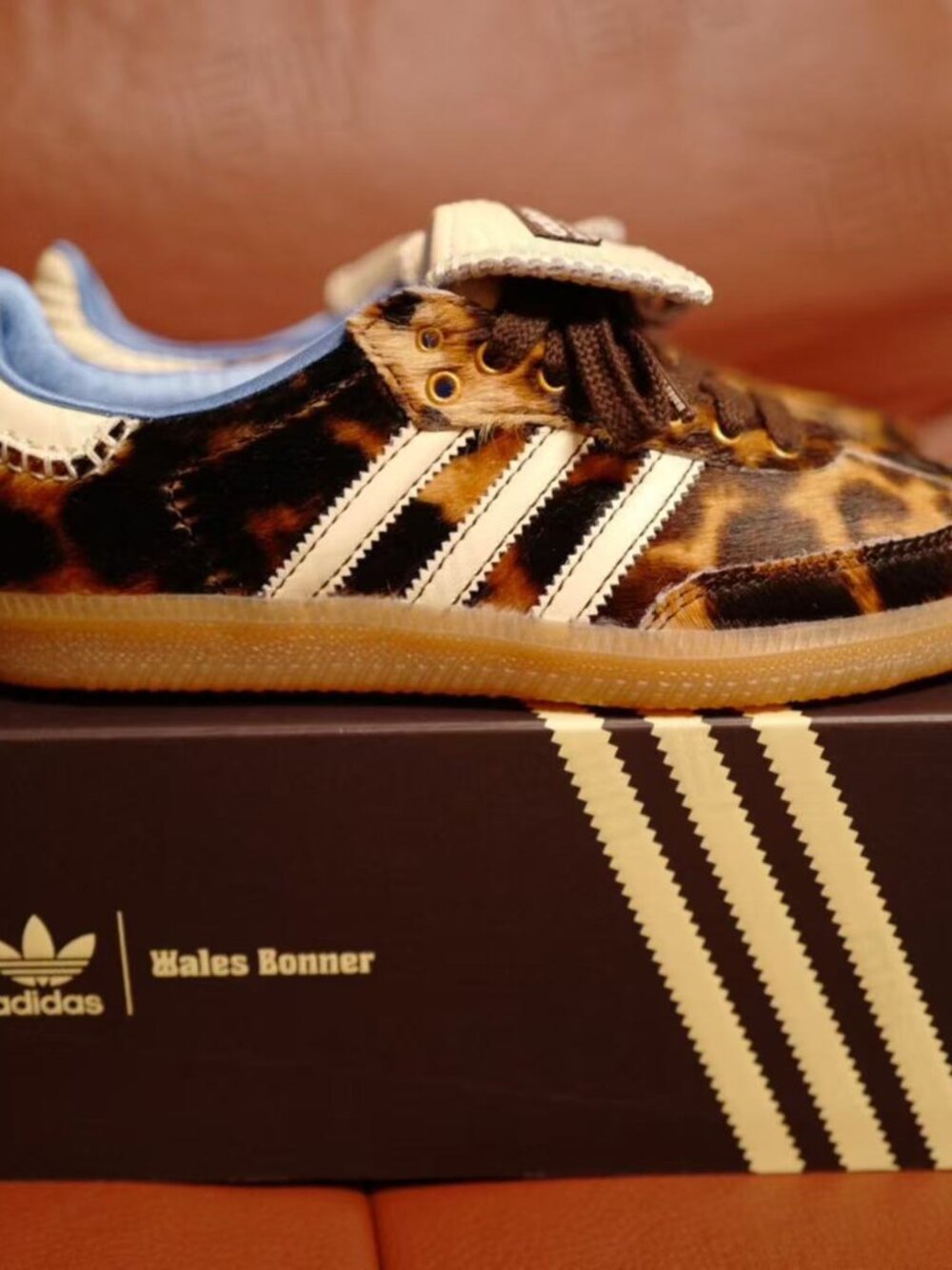 Adidas-Sportschuhe - Picture 2 of 4